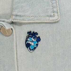 Sea Wave Anatomical Heart Art Enamel Pin Metal Ocean Waves Marine Brooch Blue